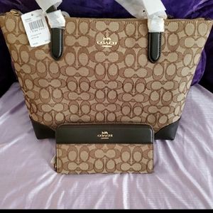 Coach Zip Top Tote - NEW